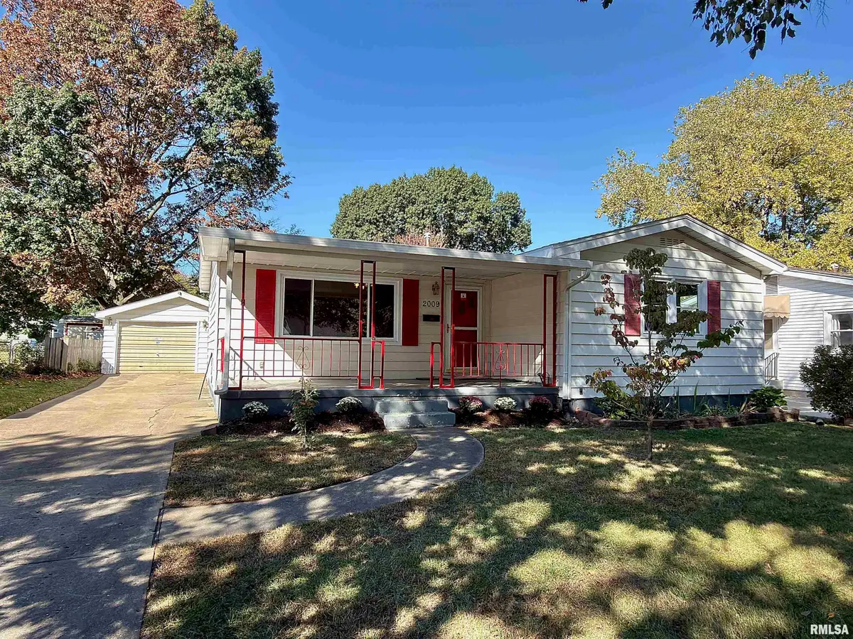 2009 N 24th Street, Springfield, IL 62702 - #1