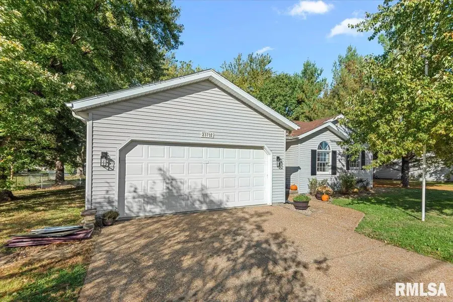 23732 W Jackson Street, Athens, IL 62613-0000 - #2