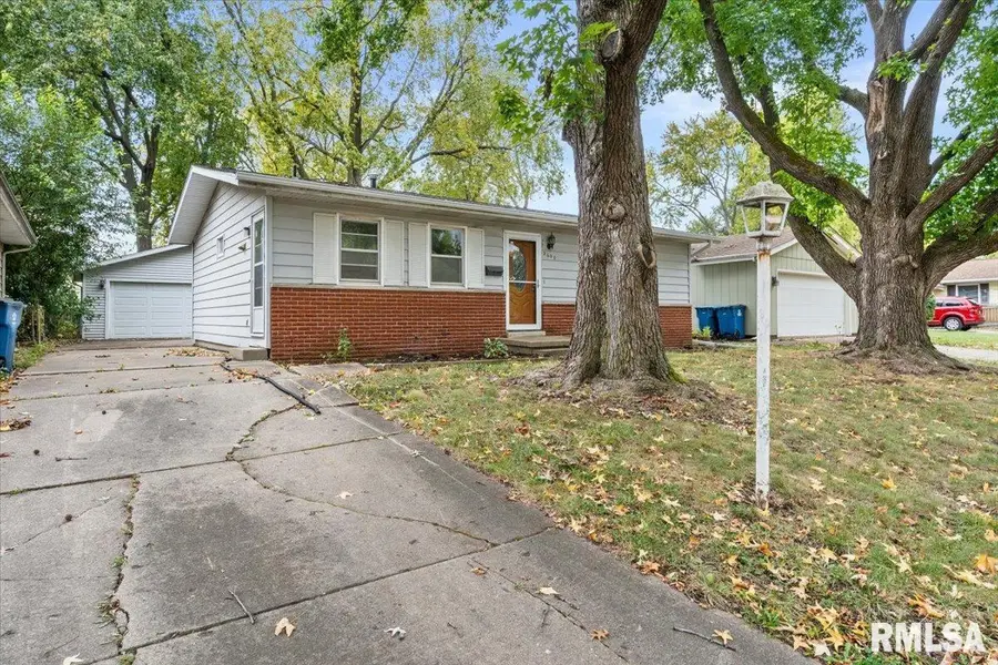 2600 Selkirk Road, Springfield, IL 62702 - #2