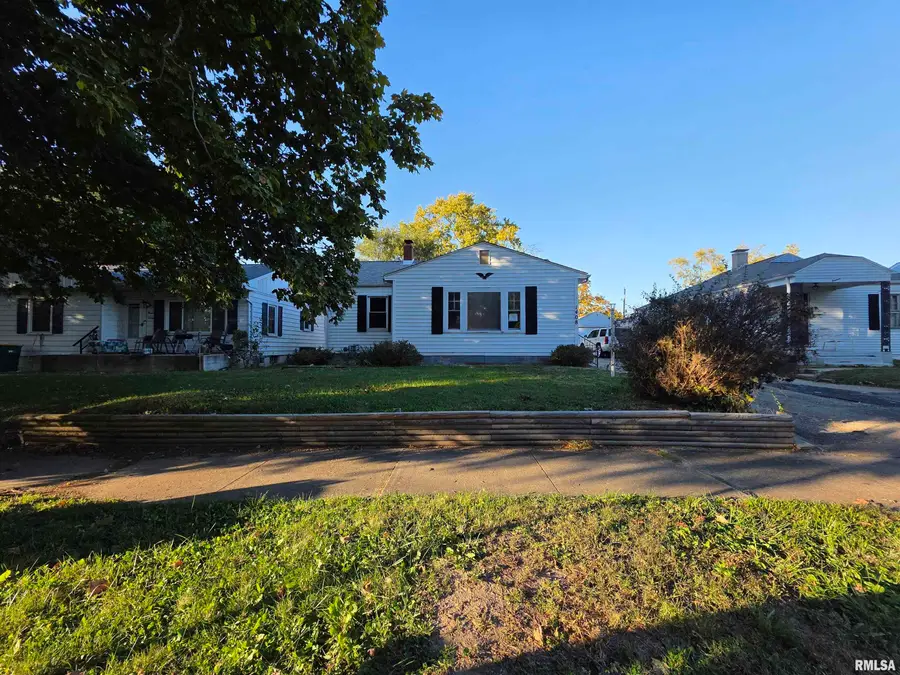 1408 Vanderhoof E East Street, Decatur, IL 62521 - #2