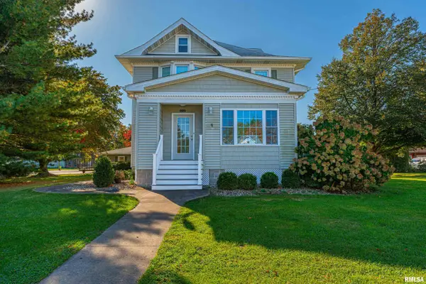 512 E 3rd Street, Delavan, IL 61734