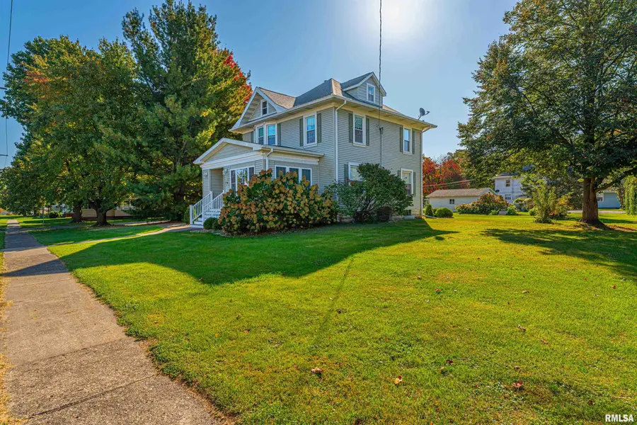 512 E 3rd Street, Delavan, IL 61734 - #2