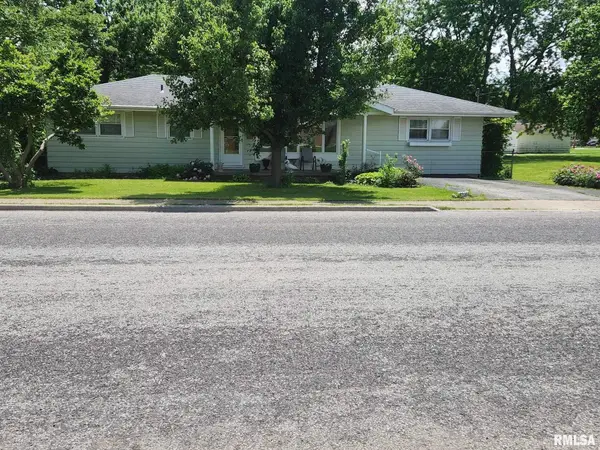 518 E Bidwell Street, Taylorville, IL 62568