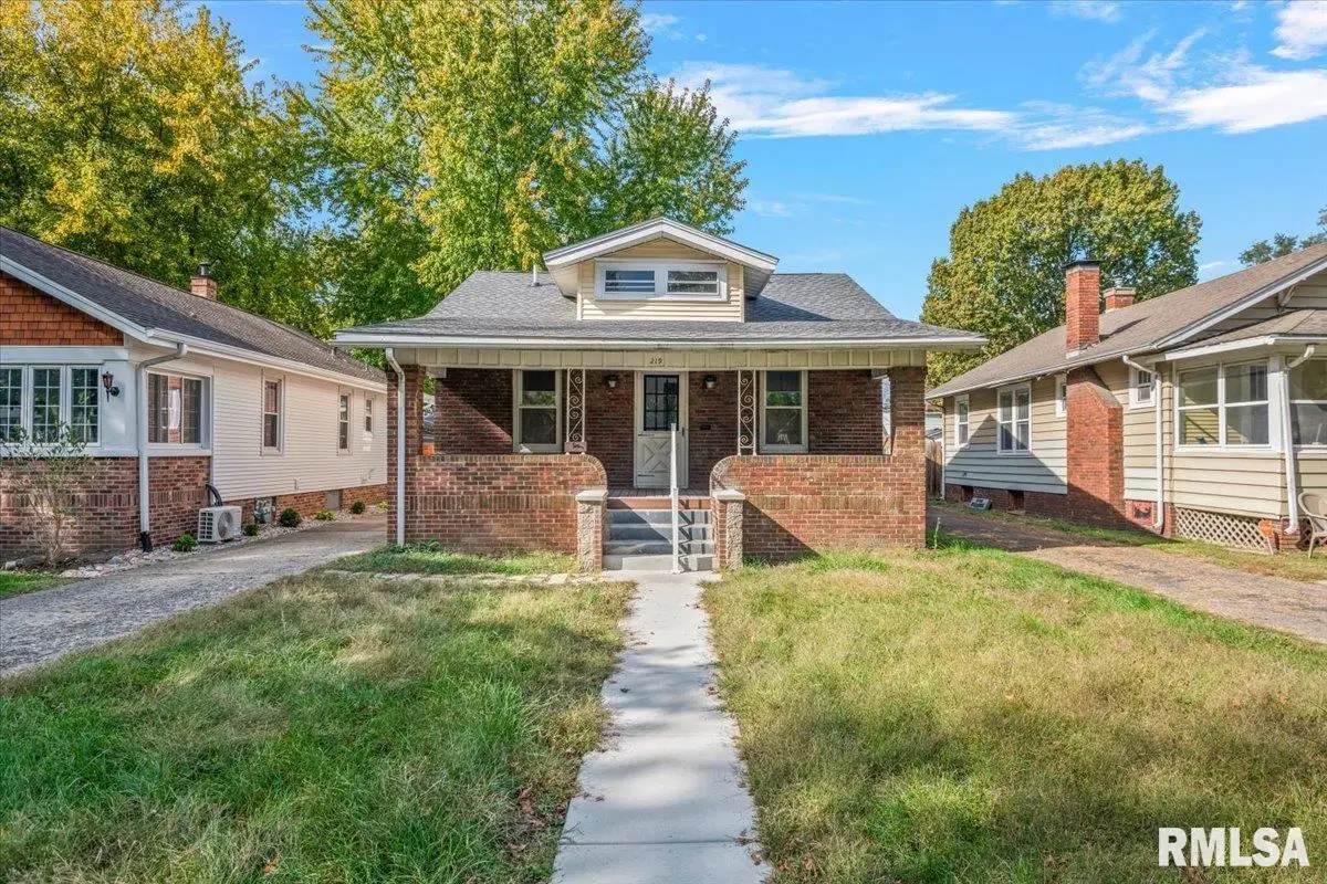 219 N Douglas Street, Springfield, IL 62702 - #1