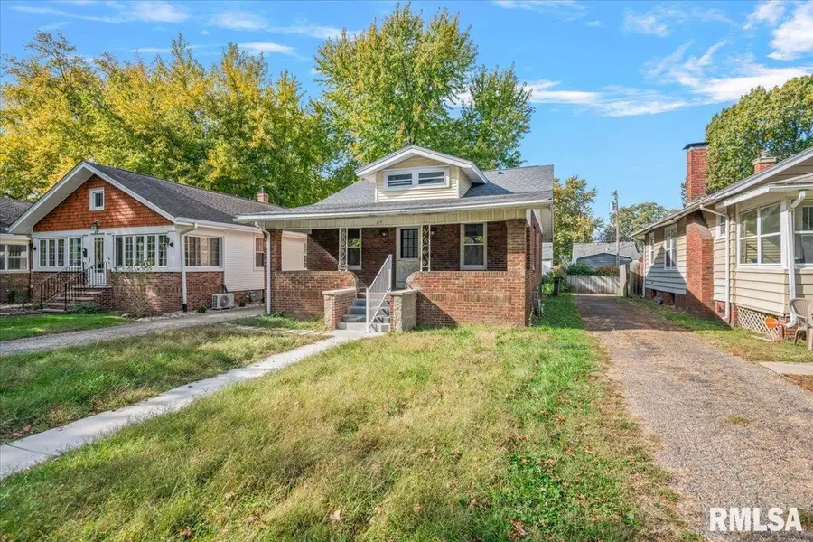 219 N Douglas Street, Springfield, IL 62702 - #2