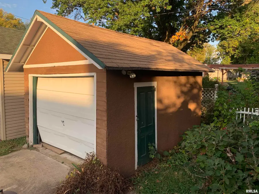 1501 Ohio Street, Quincy, IL 62301 - #3