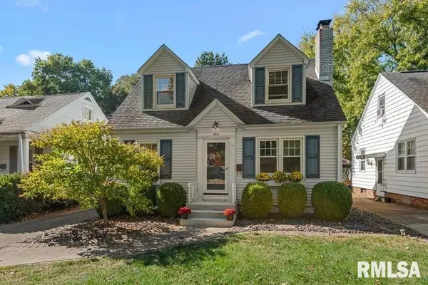 2021 S Walnut Street, Springfield, IL 62704
