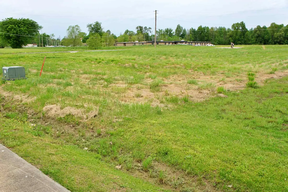 000 Rushing Drive, Metropolis, IL 62960 - Image #1