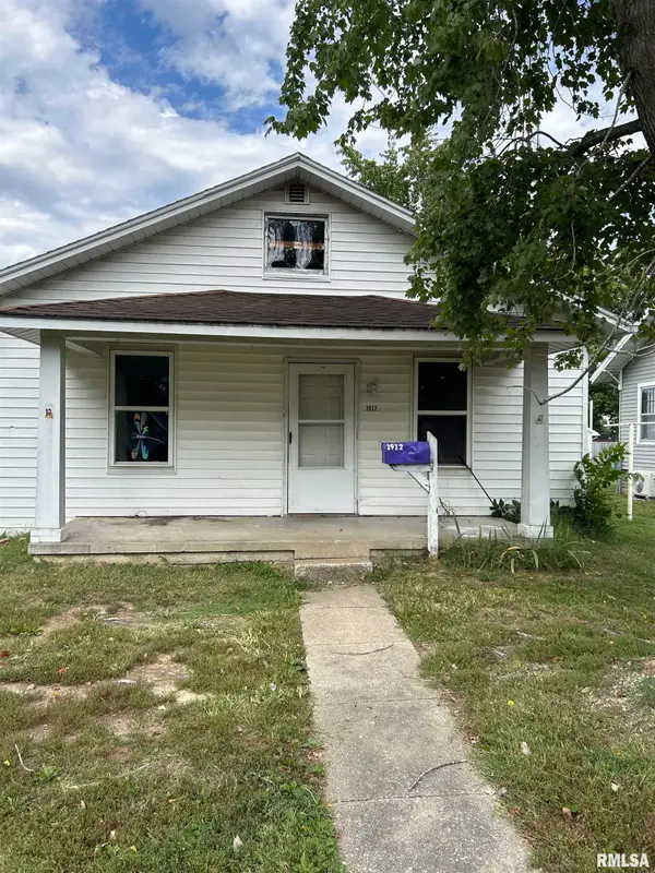 1912 Hortense Street, Murphysboro, IL 62966
