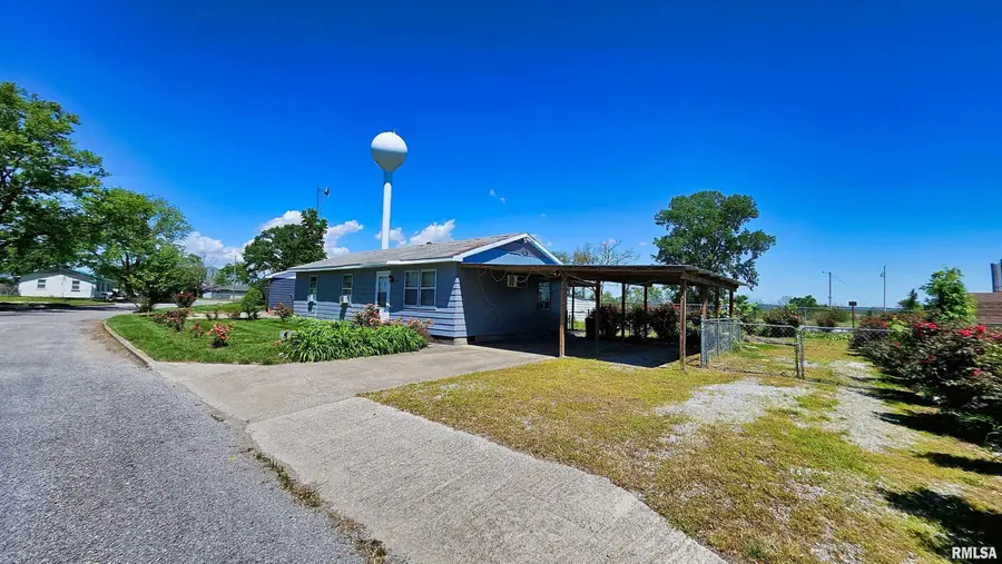 99 Iroquois Street, McClure, IL 62957 - Image #3