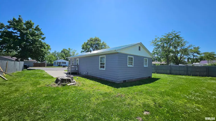 84 Yakima Circle, McClure, IL 62957 - Image #3
