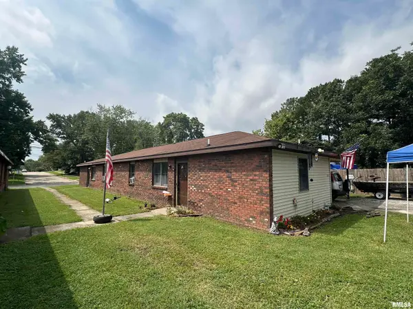 2202 Illinois Avenue #3 & 4, Murphysboro, IL 62966