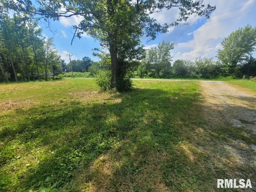 000 N Hirons Street, Waltonville, IL 62894 - Image #3