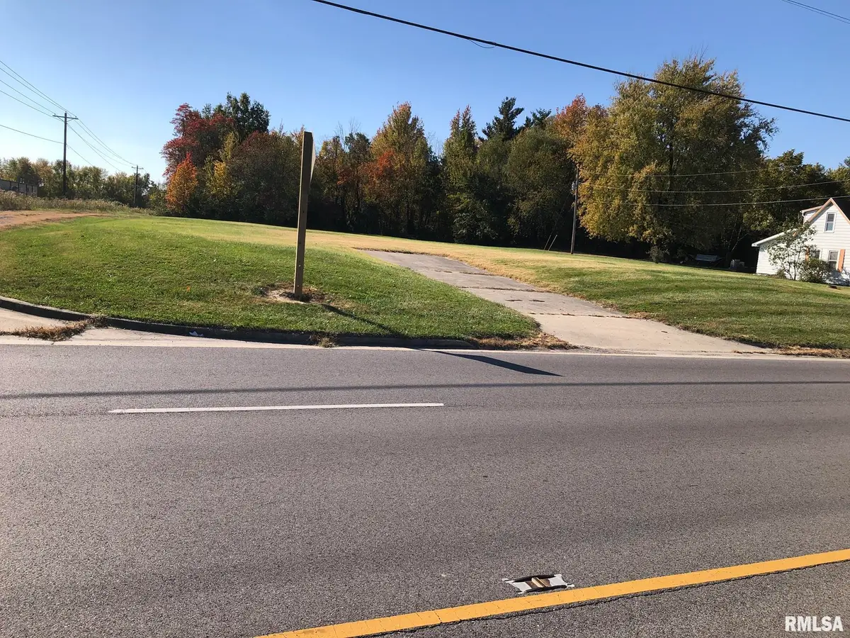 9485 E E Il Hwy 15 Highway, Mount Vernon, IL 62864 - Image #1