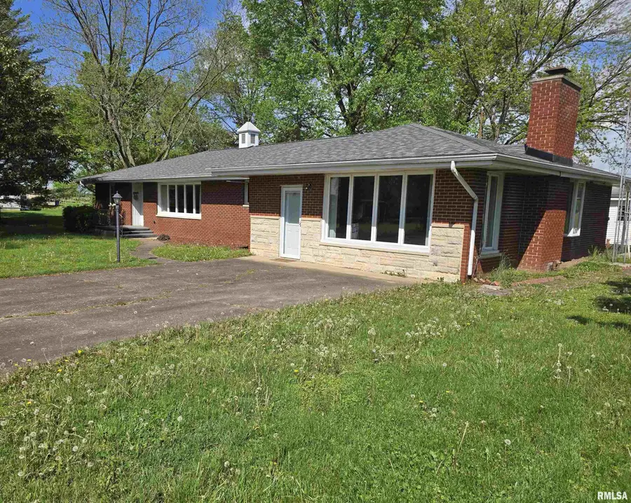 300 N 8th Street, Elkville, IL 62932 - Image #2