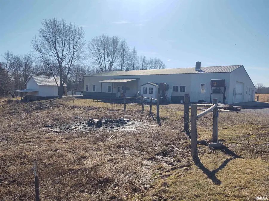 425 Pioneer Lane, Vienna, IL 62995 - Image #3