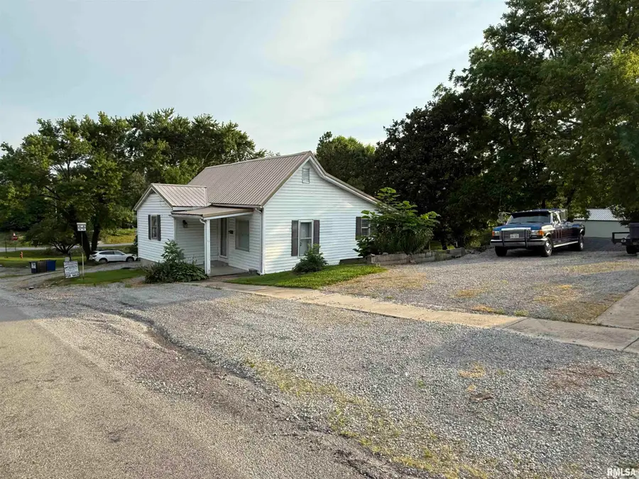 41 Cache Avenue, Buncombe, IL 62912 - Image #2