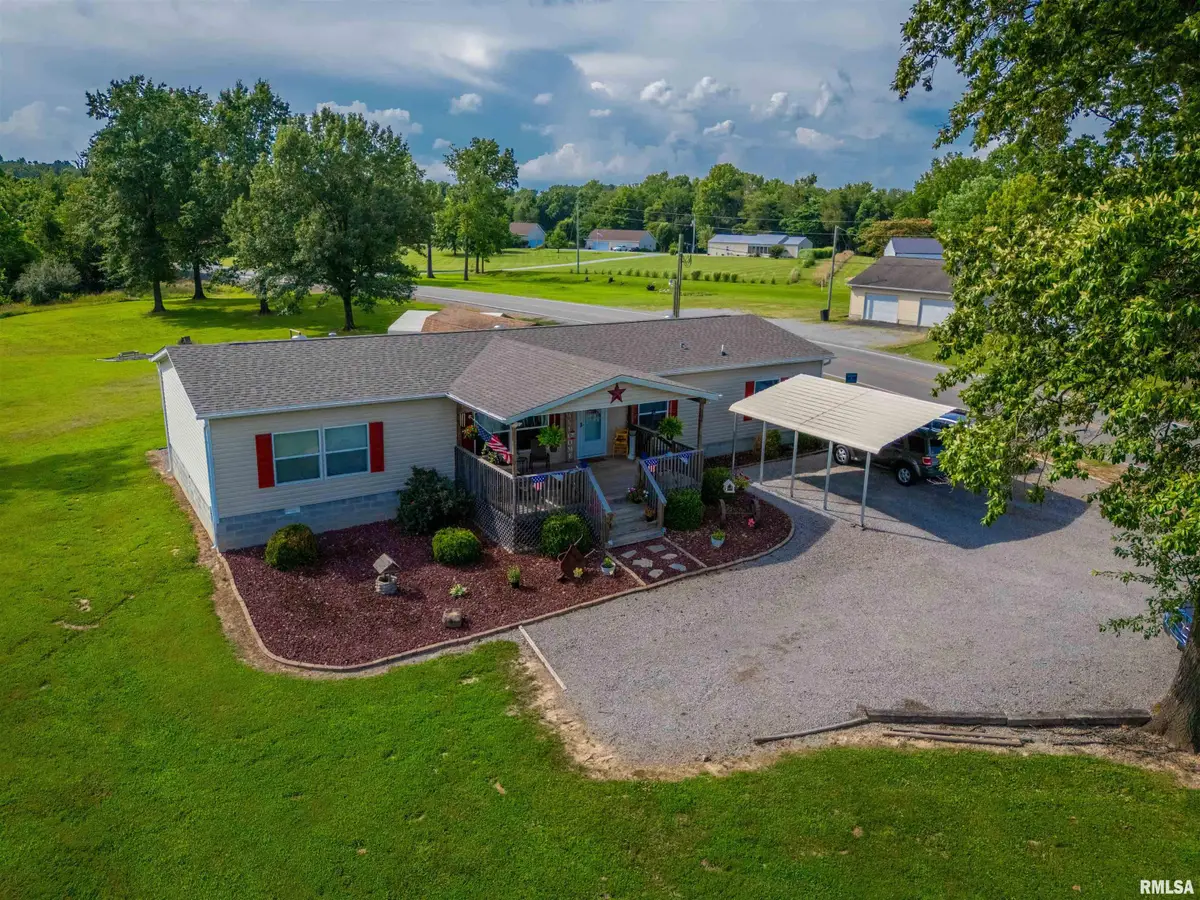 11149 Crenshaw Road, West Marion, IL 62922 - Image #1