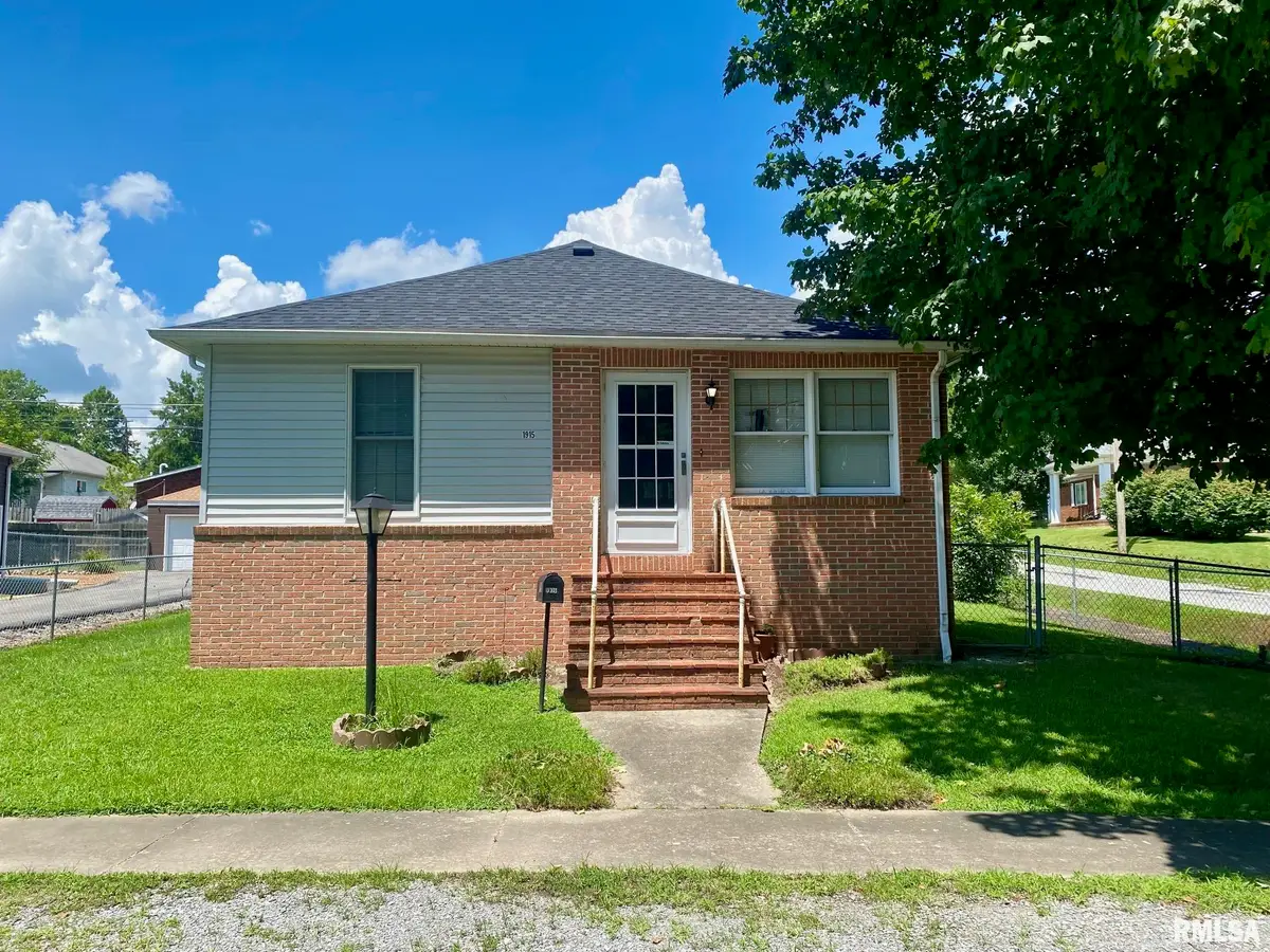 1915 E Oak Street, West Frankfort, IL 62896 - Image #1