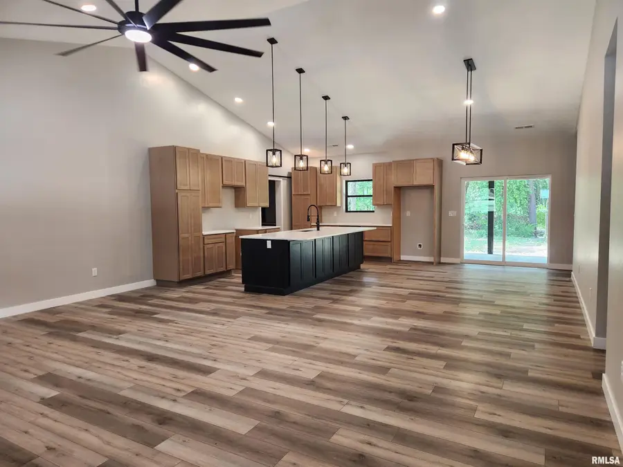 14063 N Link Lane, Mount Vernon, IL 62864 - Image #2