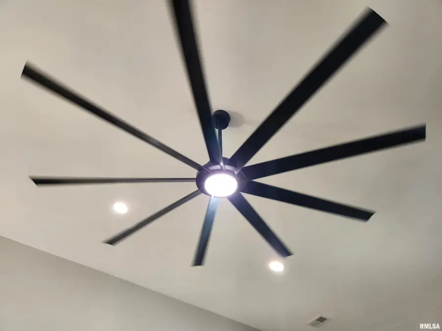 14063 N Link Lane, Mount Vernon, IL 62864 - Image #3