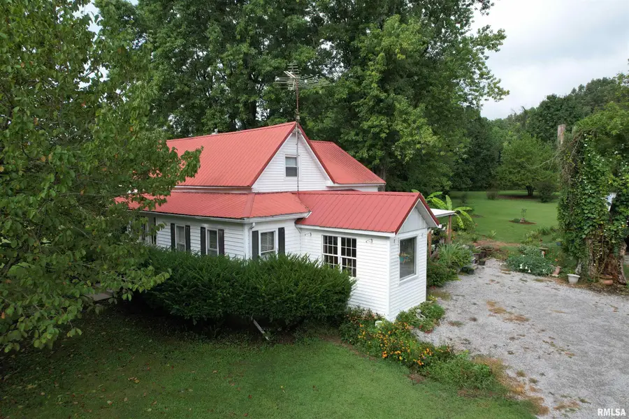 200 Crestview Drive, Dongola, IL 62926 - Image #2