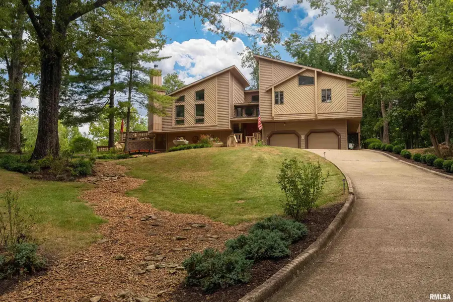 173 Lake Indian Hills Circle, Carbondale, IL 62902 - Image #3