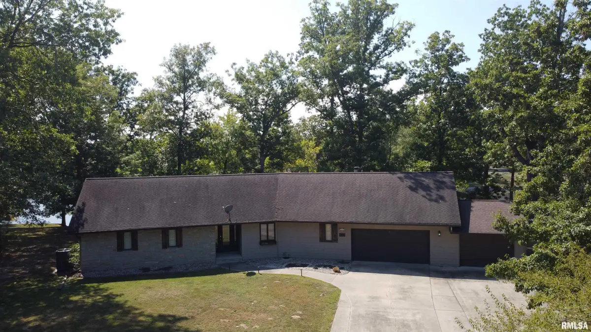 15316 Lakepoint Drive, Benton, IL 62812 - Image #1