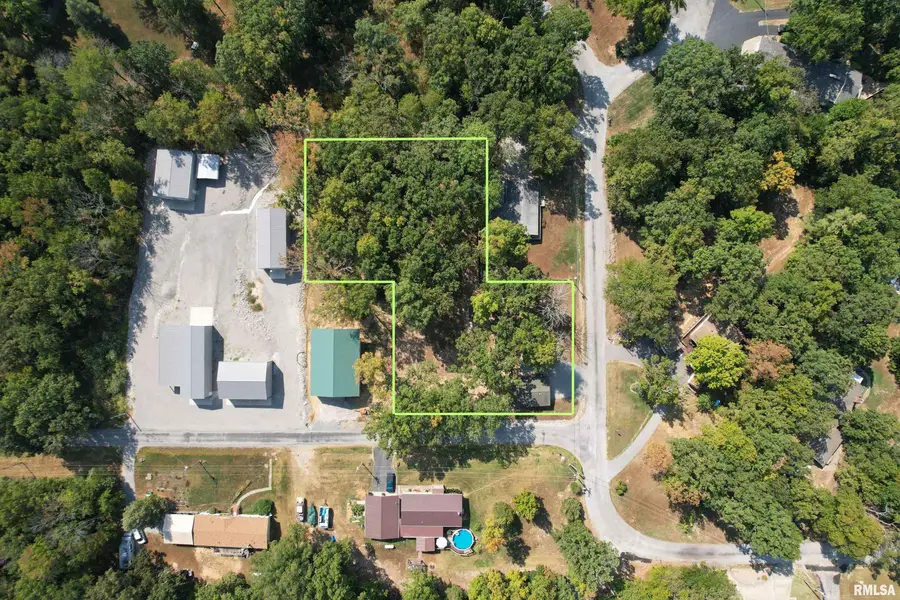 12808 N Shoreland Drive, Marion, IL 62959 - Image #3