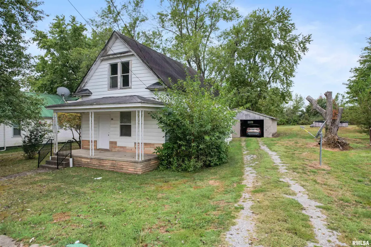 437 N Thompson Street, Carrier Mills, IL 62917 - #1