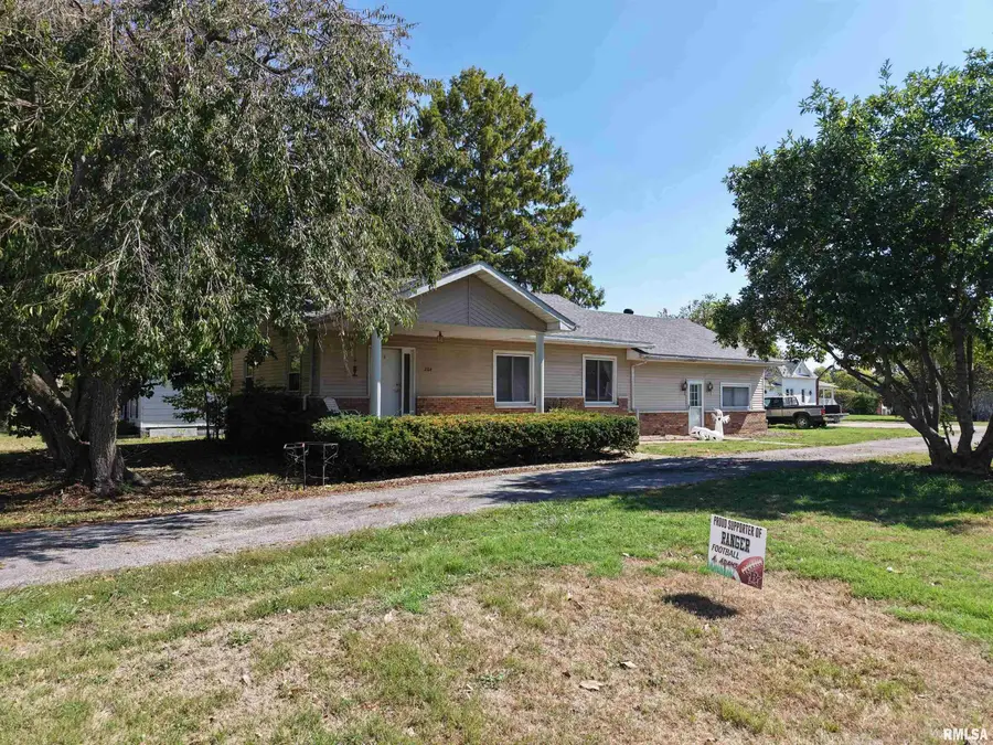 204 W Gelston Street, Valier, IL 62891 - Image #2