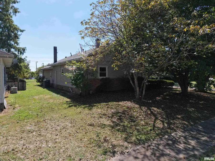 204 W Gelston Street, Valier, IL 62891 - Image #3