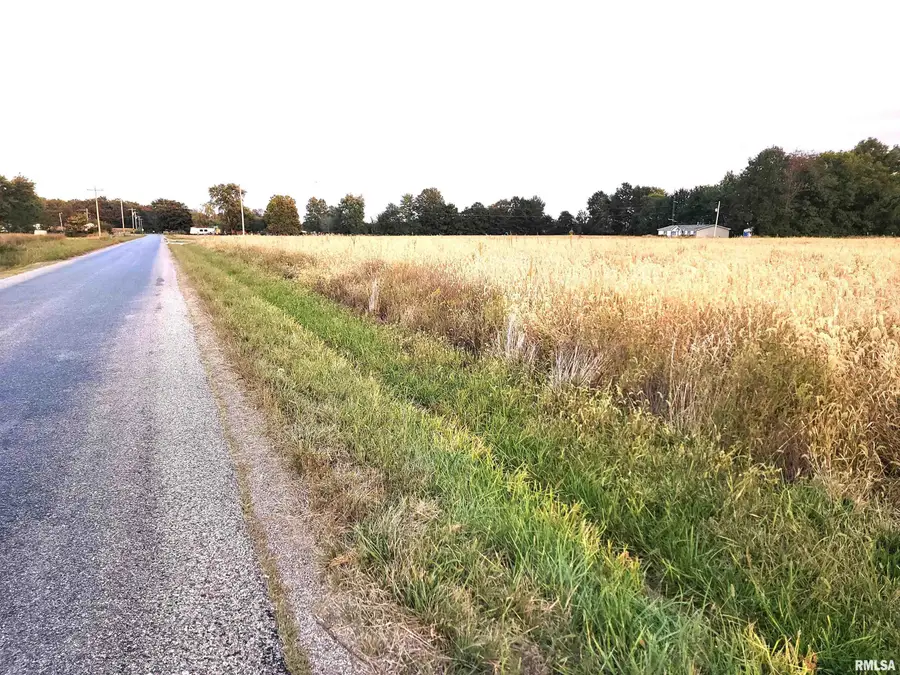 1682 E Coon Creek Road, Flora, IL 62839 - Image #3