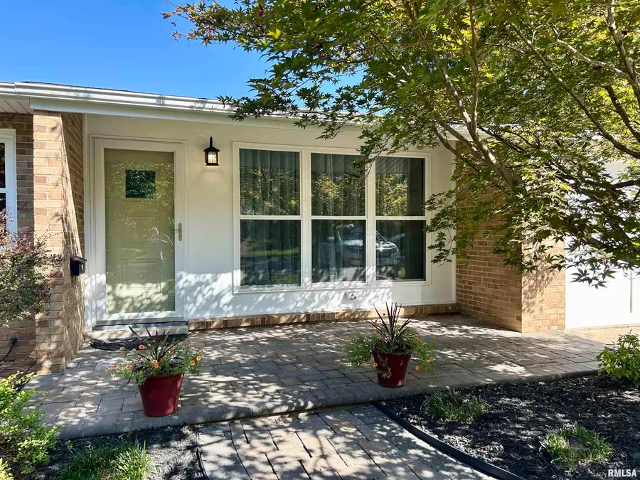 1406 W Taylor Drive, Carbondale, IL 62901 - Image #3