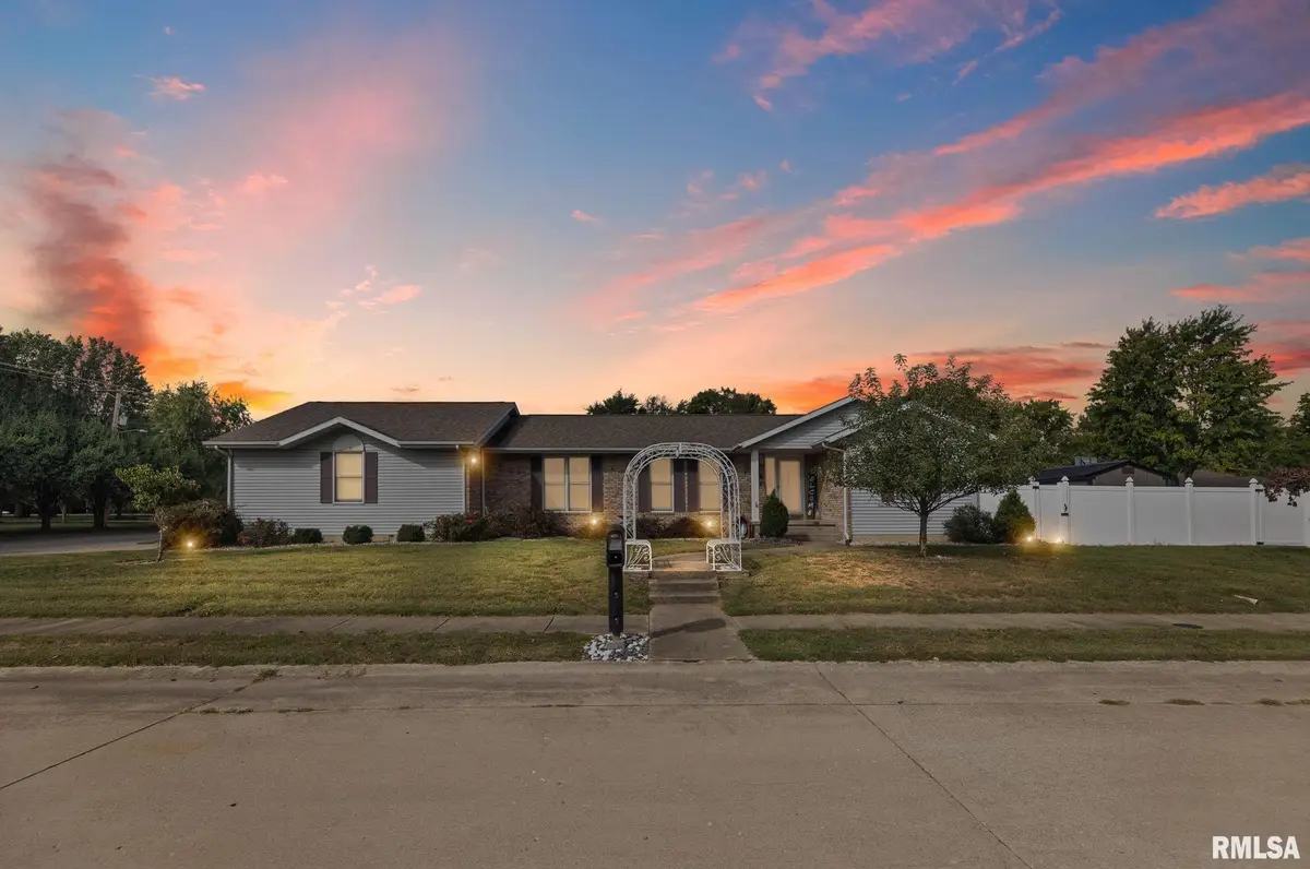 628 Tracy Terrace, Centralia, IL 62801 - Image #1