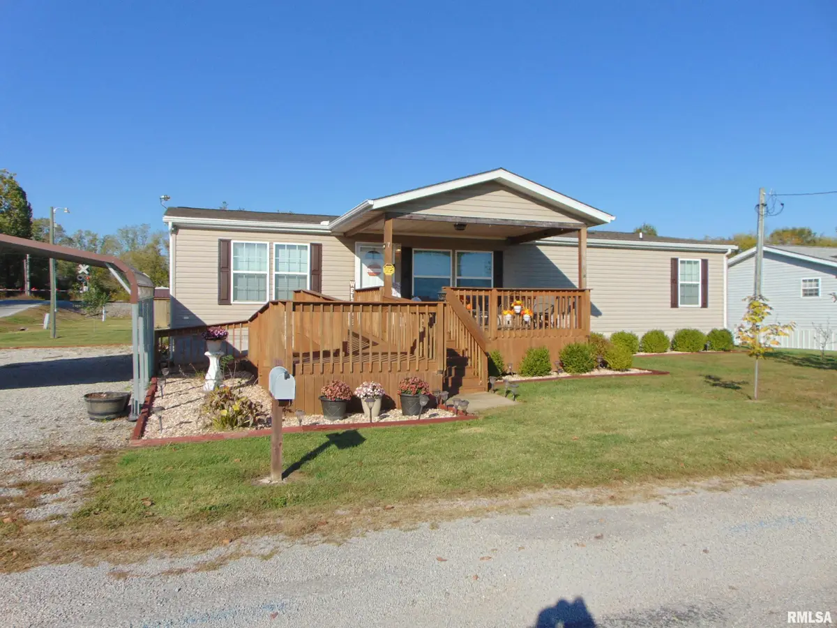 7 Chamnesstown Road, Elkville, IL 62932 - Image #1