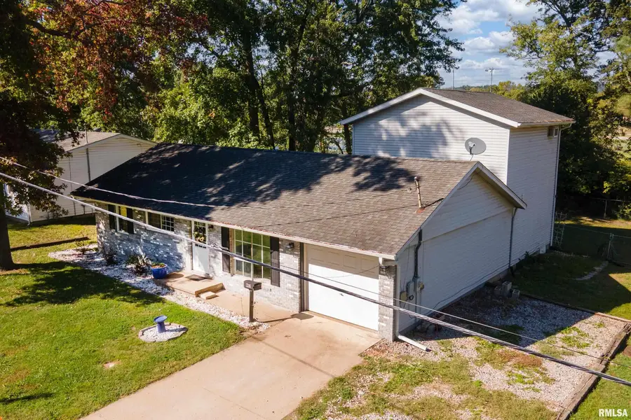 1206 W Goodall Street, Marion, IL 62959 - Image #2