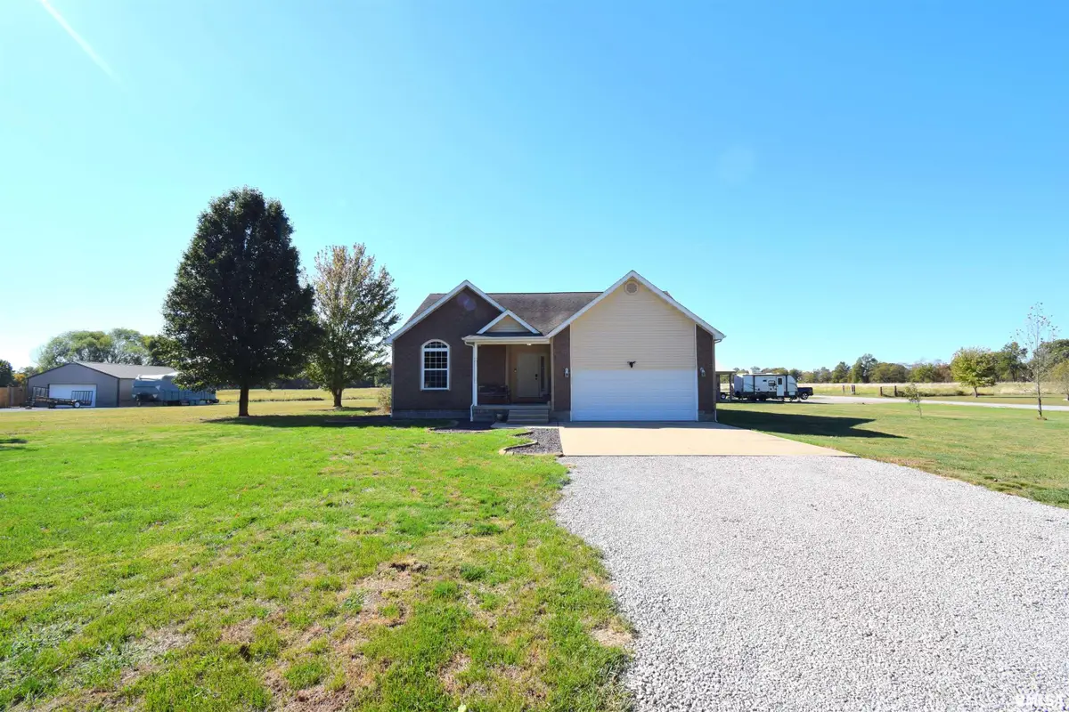 10341 N Puckett Lane, Mount Vernon, IL 62864 - Image #1