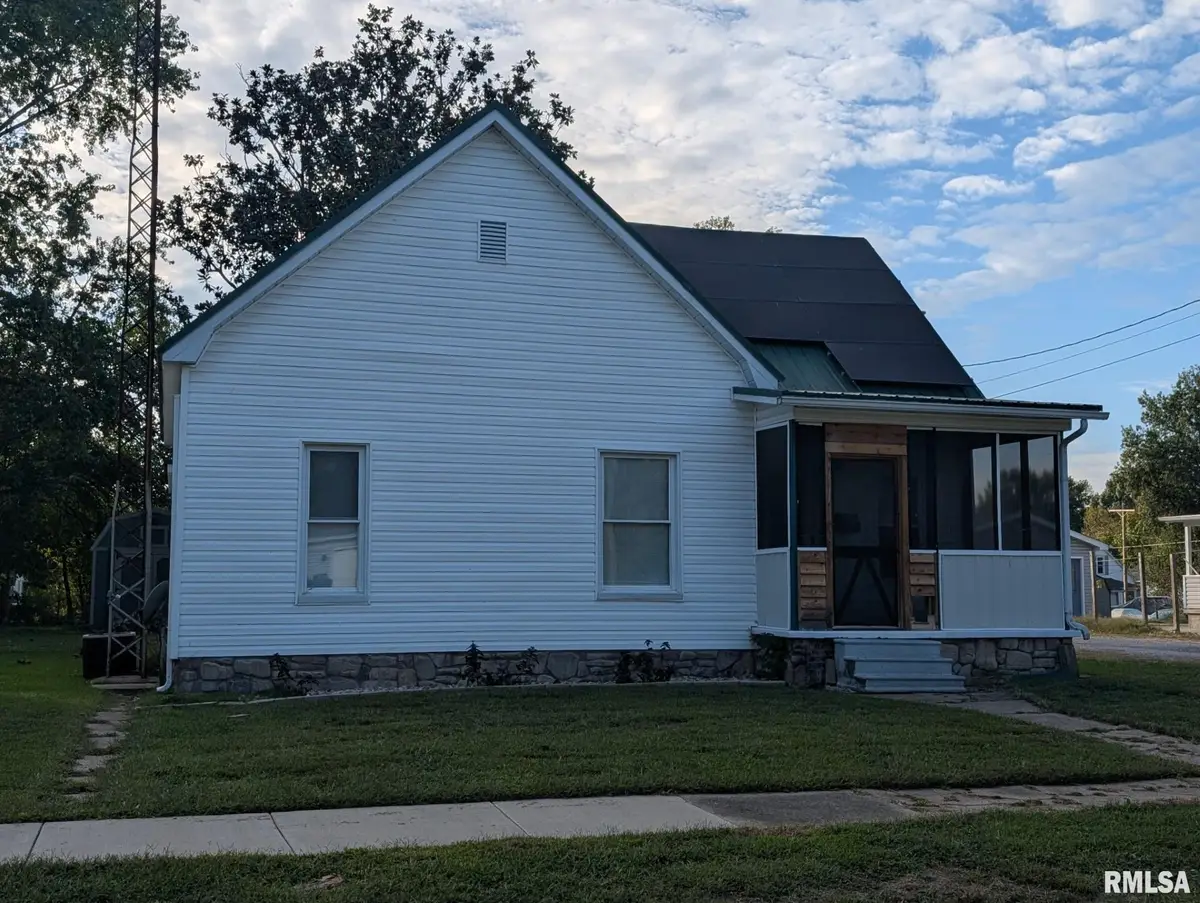 405 S State Street, Christopher, IL 62822 - Image #1