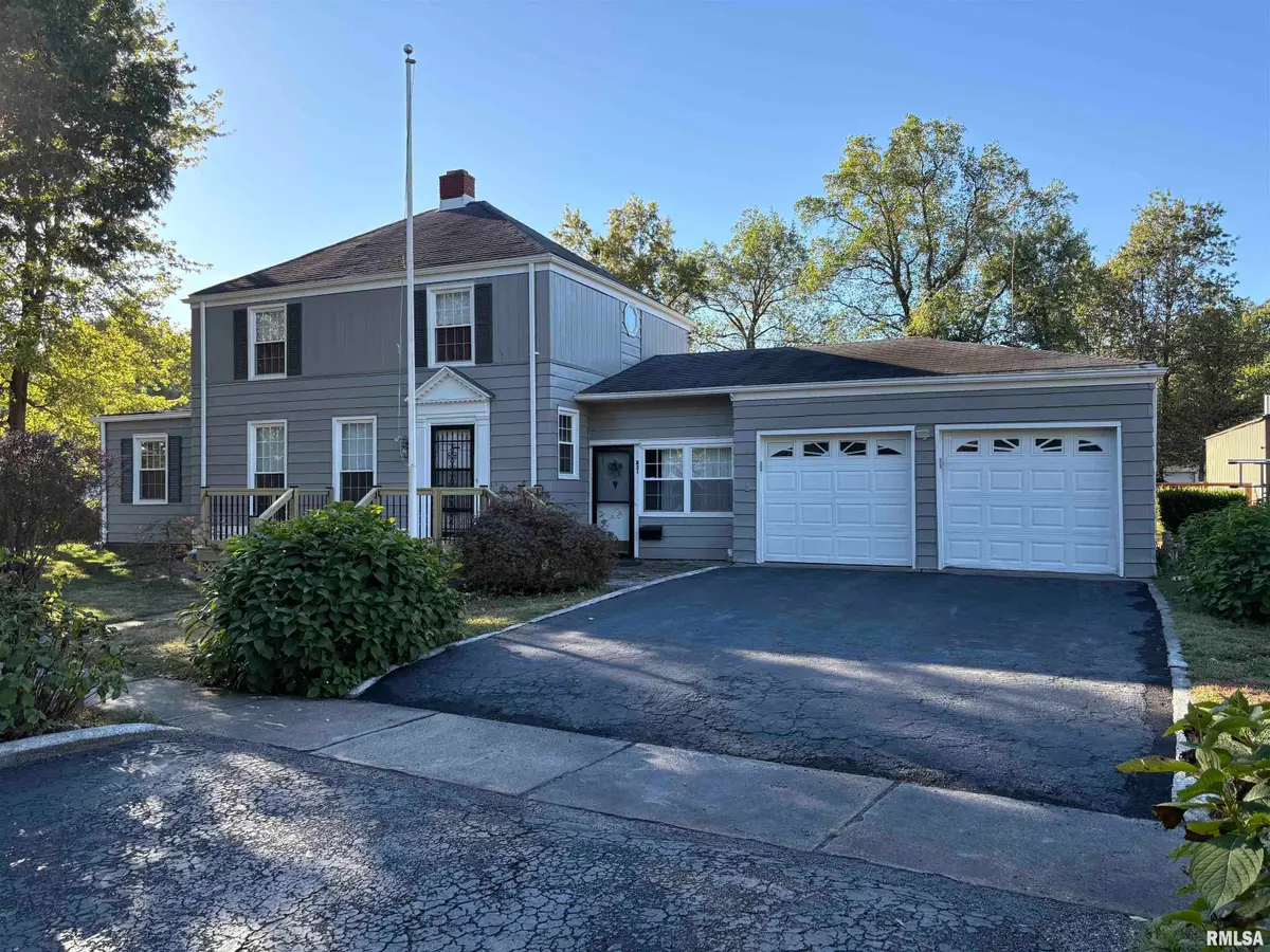 831 E 5th Street, Centralia, IL 62801 - Image #1