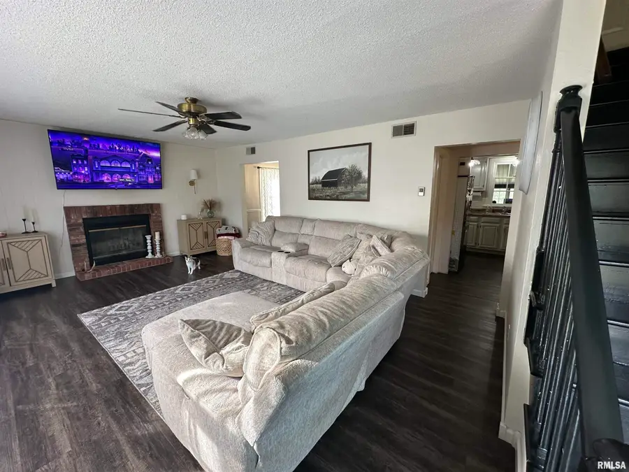 1307 Charles Street, Carterville, IL 62918 - Image #3