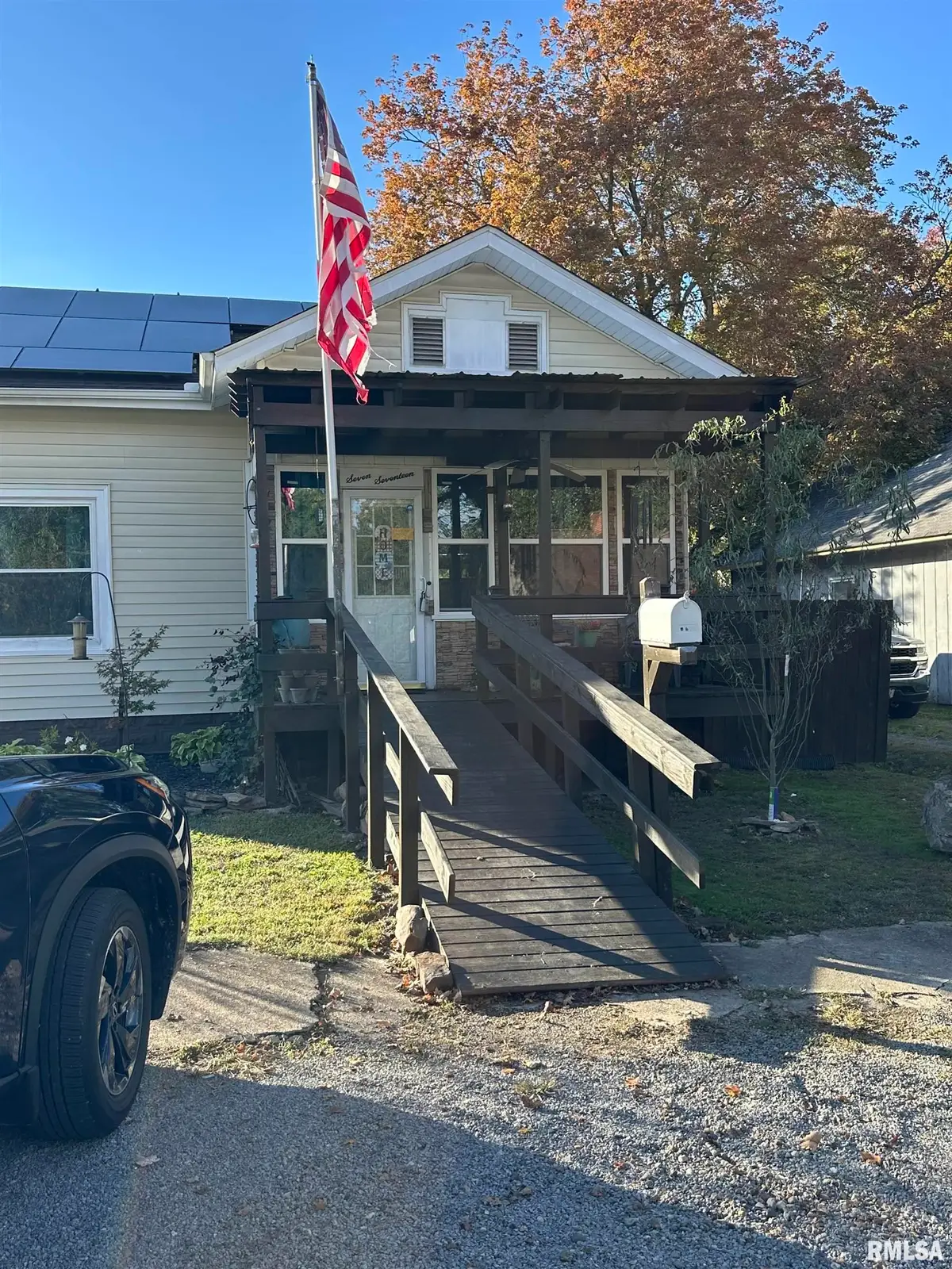 717 S 18th Street, Herrin, IL 62948 - #1