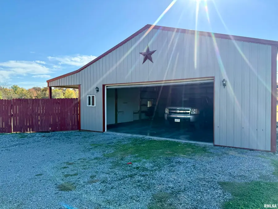 20001 Corinth Road, Pittsburg, IL 62974 - Image #3