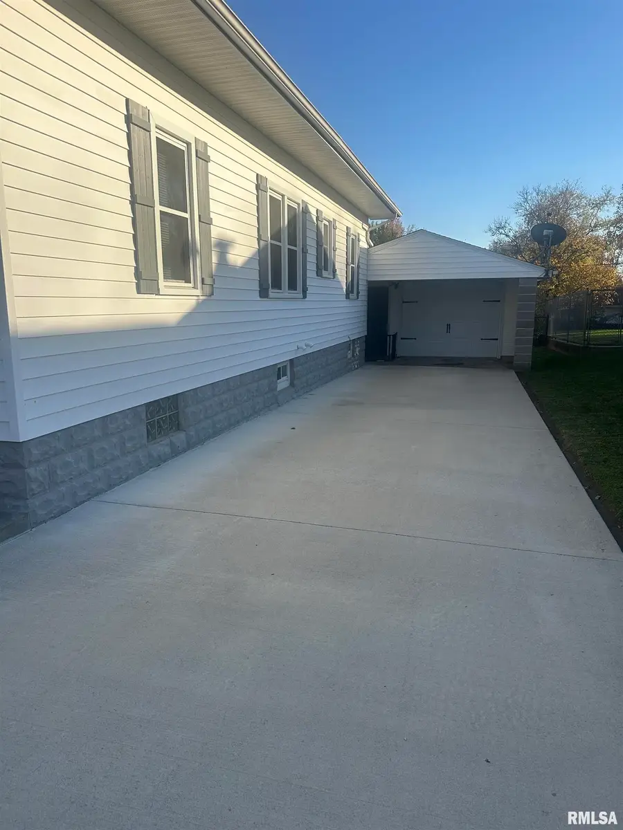 2125 Dewey Street, Murphysboro, IL 62966 - Image #3