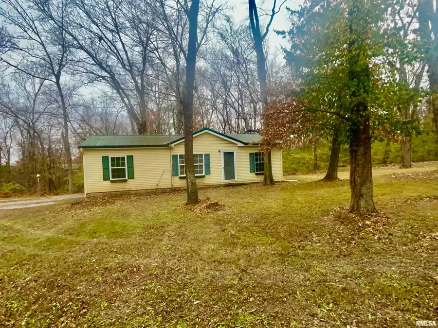 2282 Logan Road, West Frankfort, IL 62896 - Image #2