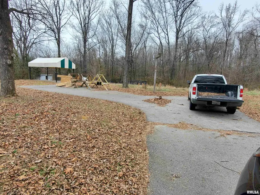 000 Delaware Road, Carbondale, IL 62901 - Image #3