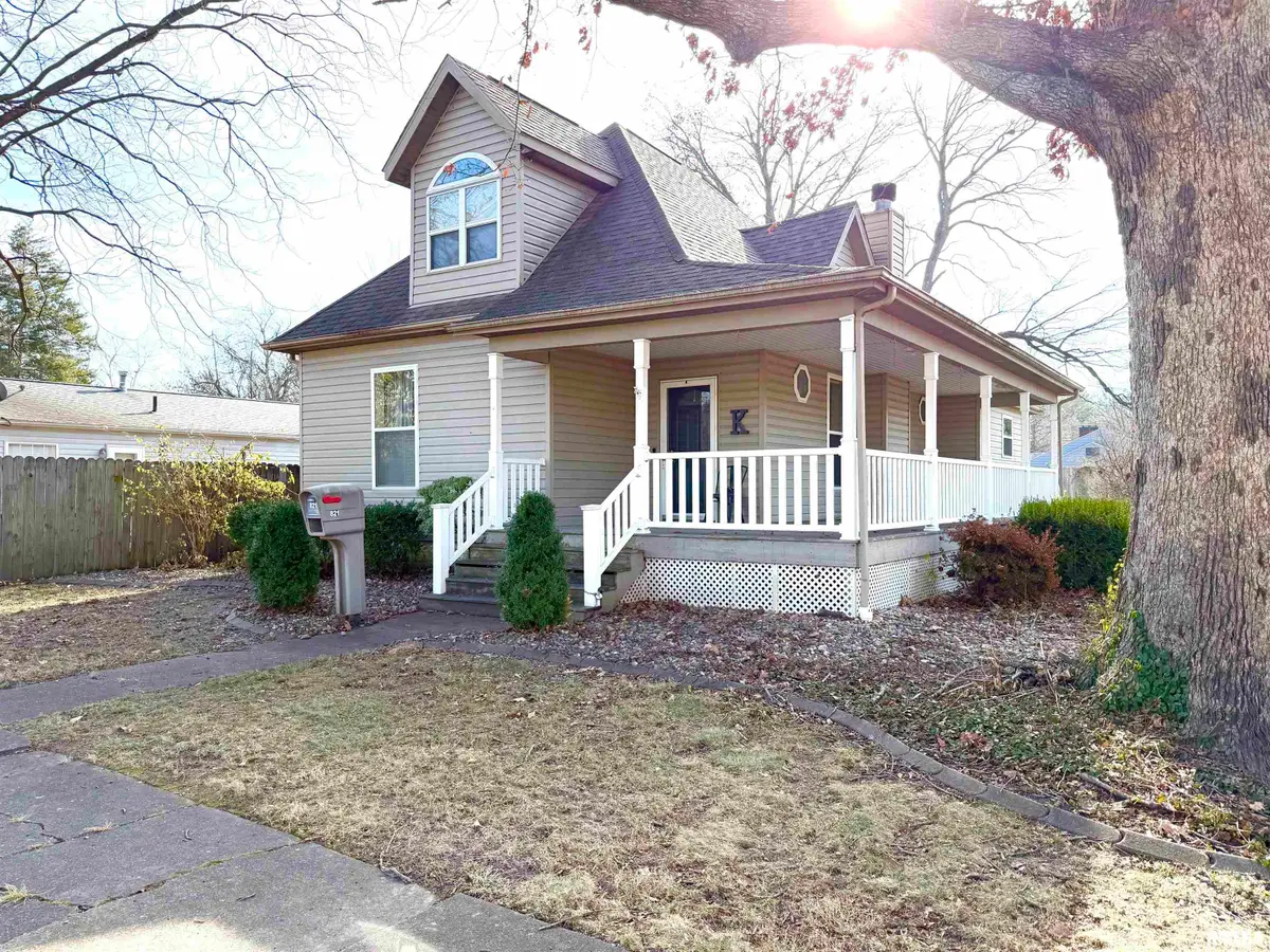 821 E 6th Street, Centralia, IL 62801 - Image #1