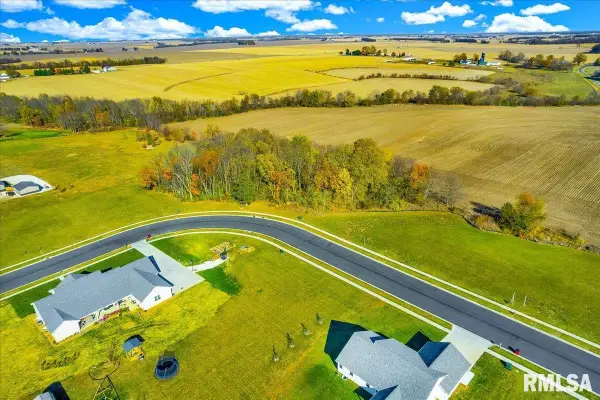 00 E Hickory Run Street, Elmwood, IL 61529