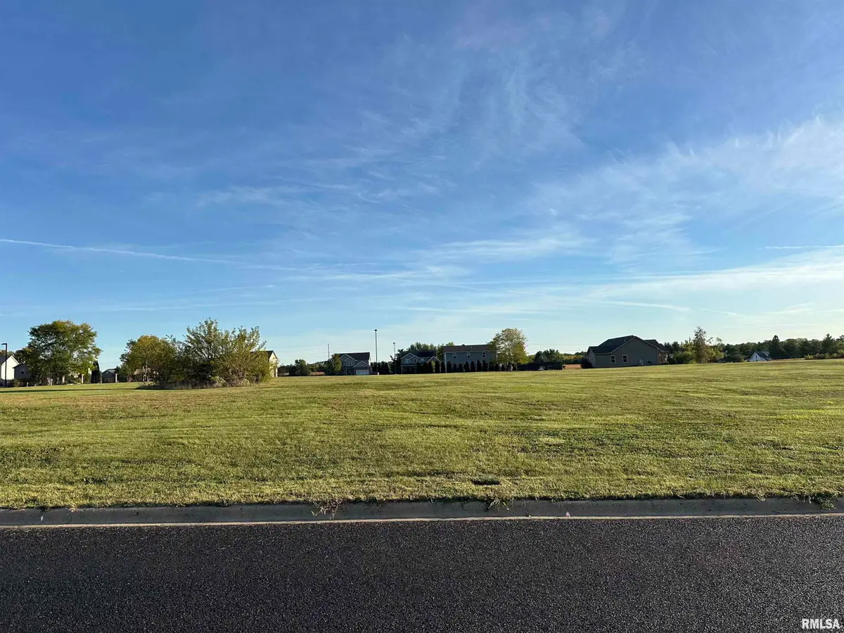 303 Silver Creek Drive, Washington, IL 61571 - Image #1