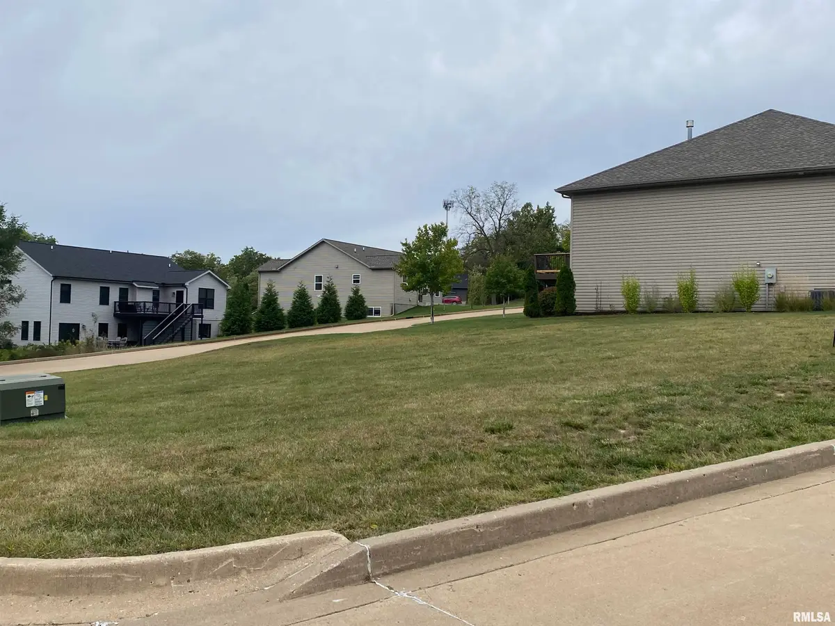 2530 W Davidsridge Road, Peoria, IL 61614 - Image #1